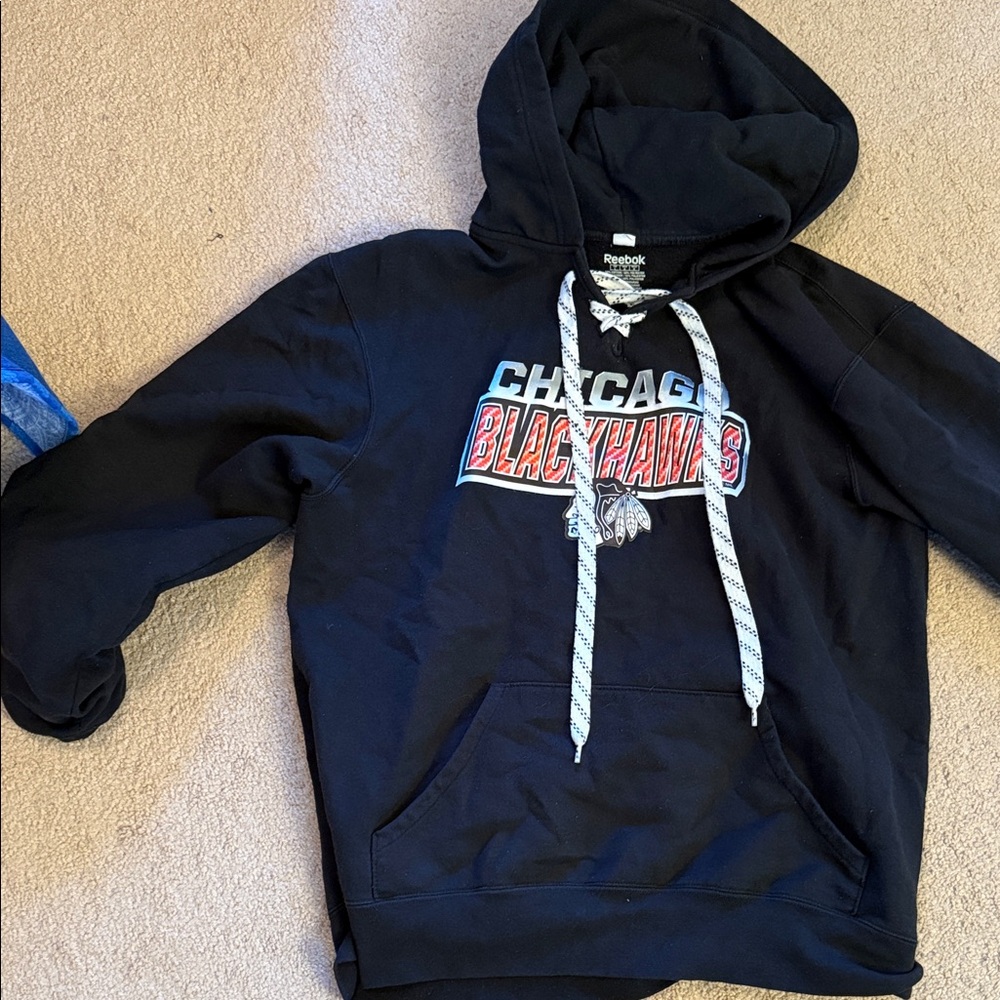 Reebok Black Chicago blackhawks Hoodie with Logo